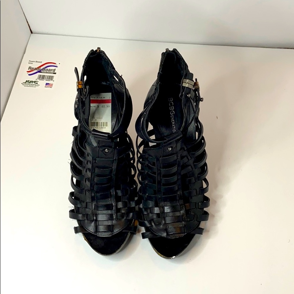 Women’s sandals